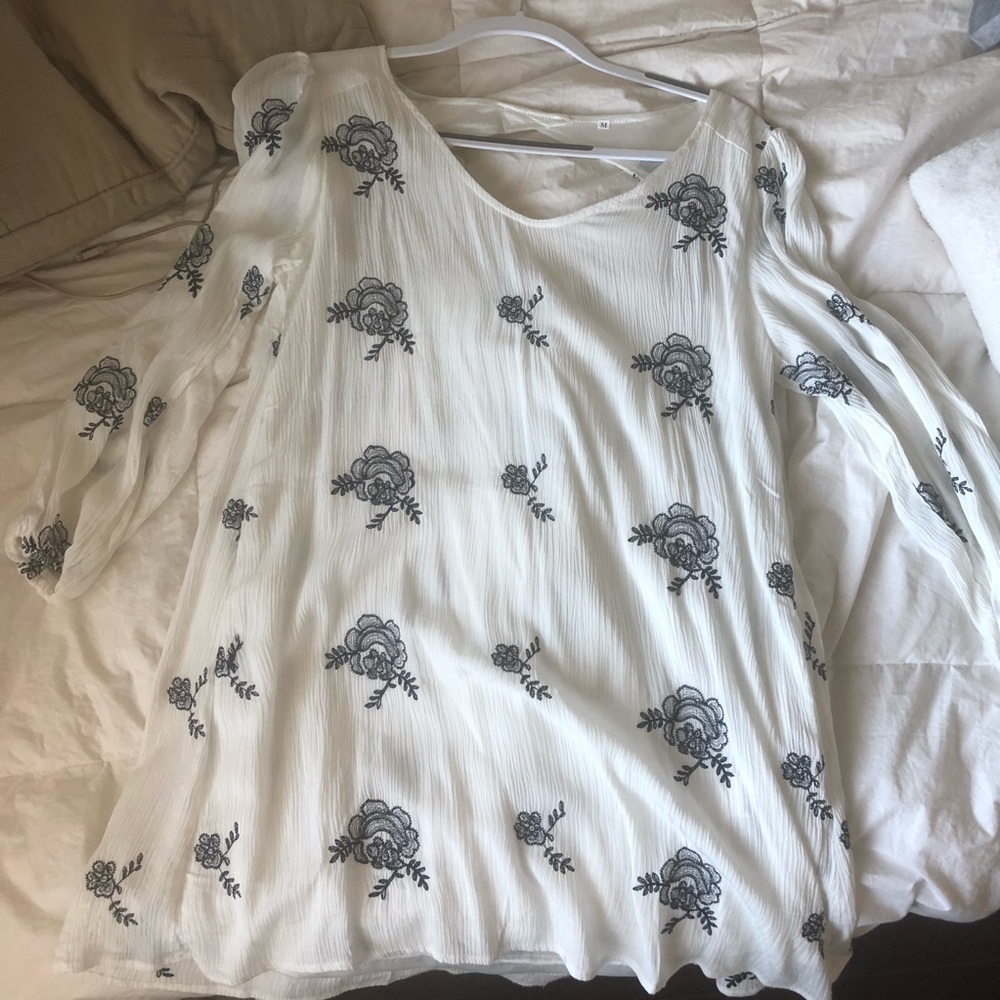 Free People INSPIRED White Flowy Dress